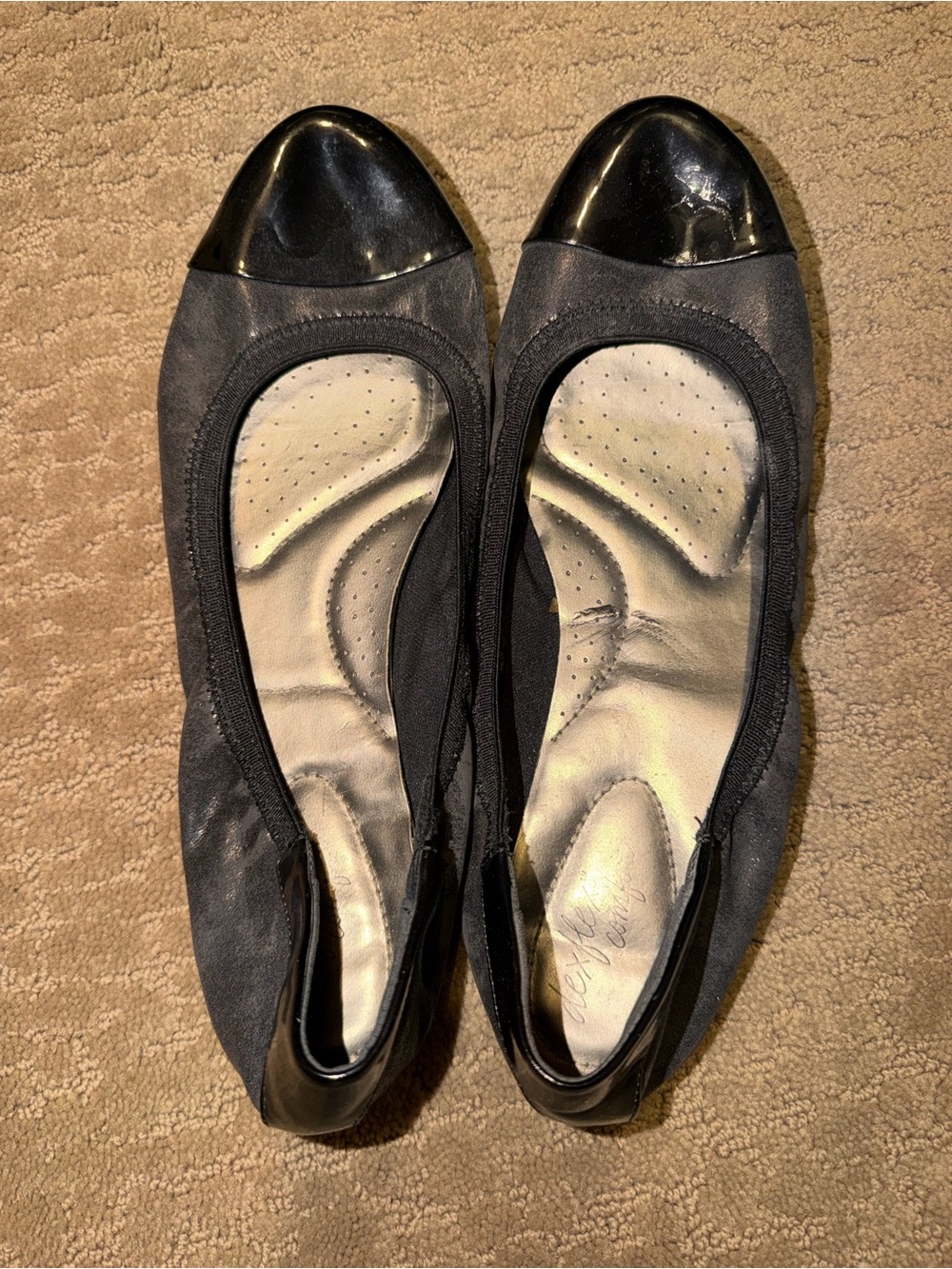 Classic Black Women's Ballet Flats with Patent Cap Toe